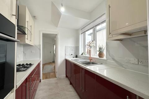 undefined, Rockmount Ave, Thornliebank, Glasgow, G46