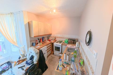 1 bedroom flat for sale, High Street, Ventnor PO38