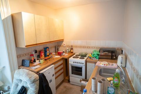 1 bedroom flat for sale, High Street, Ventnor PO38