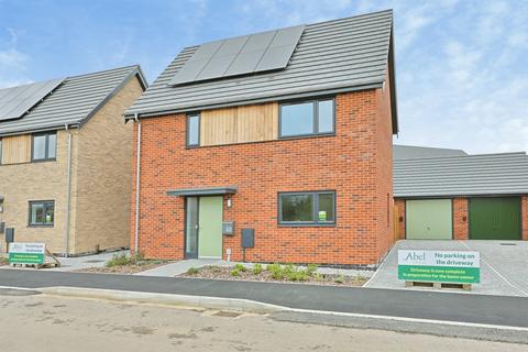 3 bedroom detached house for sale, The Carriages, Dereham