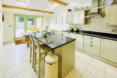 4 bedroom cottage for sale, Lincoln Road, Branston, Lincoln