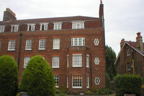 2 bedroom flat to rent, Henstead Court, 37 Devonshire Road, Southampton, SO15