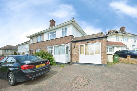 Ash Close, Collier Row, Romford, Havering, RM5