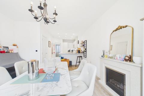 3 bedroom terraced house for sale, Denning Drive, Warfield, Berkshire, RG42