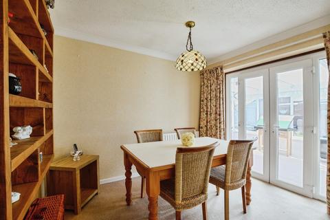 3 bedroom detached bungalow for sale, Gleneagles Drive, Skegness