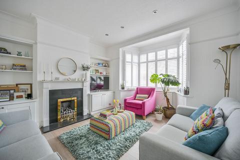 Forest View Road, Walthamstow, London, E17