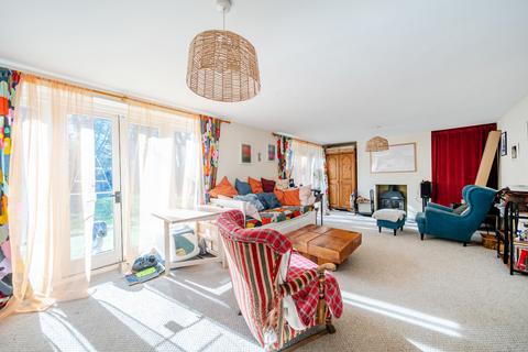 3 bedroom bungalow for sale, Savay Lane, Denham