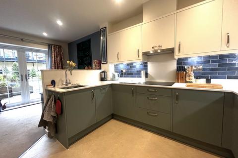 2 bedroom apartment for sale, PLatinum skies, Sherborne DT9