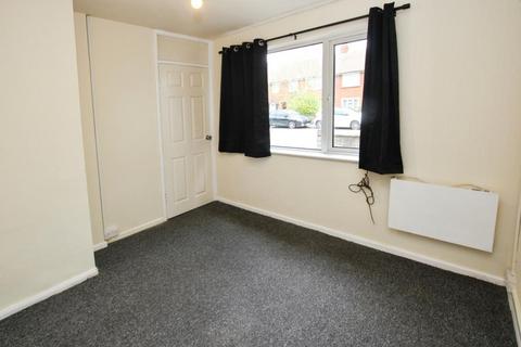 4 bedroom terraced house to rent, Boscombe Crescent, Bristol BS16