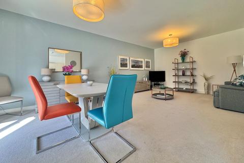 2 bedroom retirement property for sale, Meadow Court,Sarisbury Green