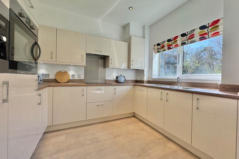 2 bedroom retirement property for sale, Meadow Court,Sarisbury Green