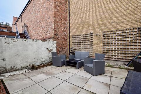 2 bedroom terraced house for sale, Regent Street, Pocklington