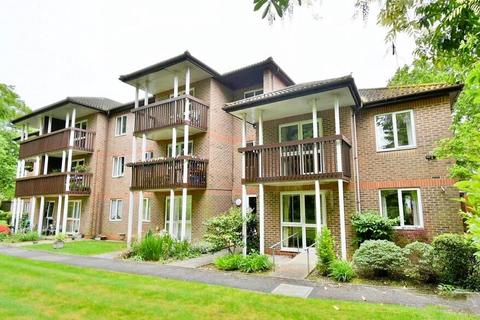 1 bedroom flat for sale, Fernlea Avenue, Ferndown