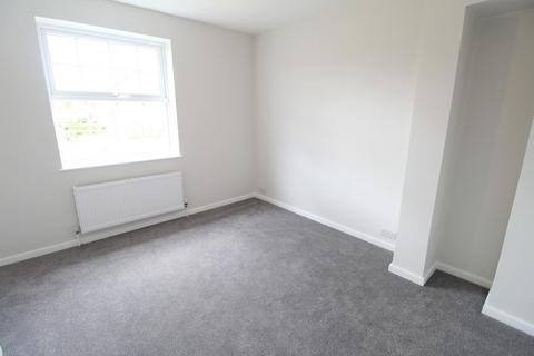 3 bedroom semi-detached house to rent, Acacia Avenue, Bury St Edmunds IP32