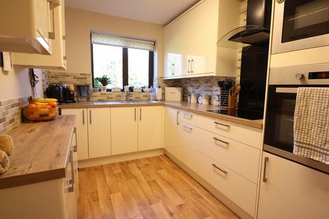 2 bedroom chalet for sale, Waterfield Meadows, North Walsham
