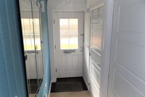 3 bedroom detached house to rent, Cooke Way, Cannock WS12