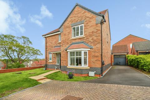 4 bedroom detached house for sale, Dove Close, Shrewsbury, SY2