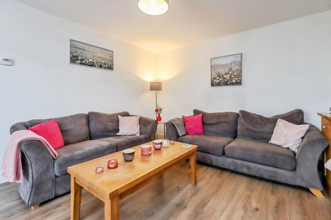4 bedroom detached house for sale, Dove Close, Shrewsbury, SY2
