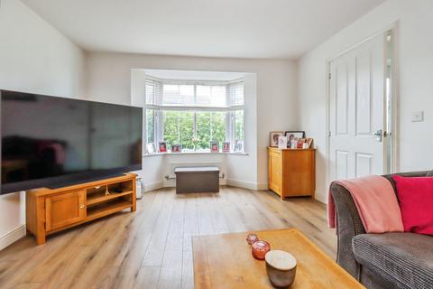 4 bedroom detached house for sale, Dove Close, Shrewsbury, SY2
