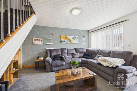 2 bedroom semi-detached house for sale, Baker Street, Wigan WN3
