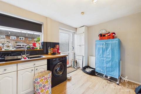 2 bedroom semi-detached house for sale, Baker Street, Wigan WN3
