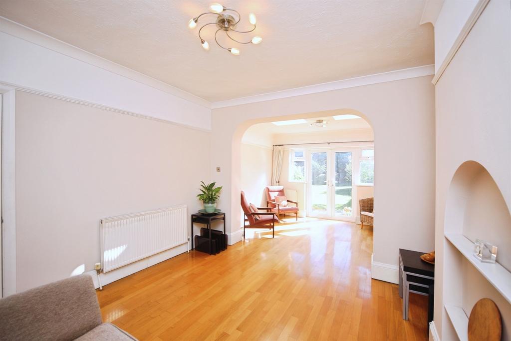 House in Solihull, Ulverley Green - View 4