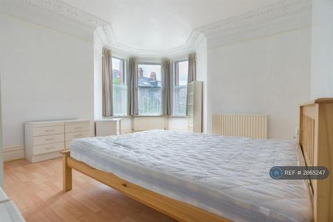1 bedroom flat to rent, Jesmond, Newcastle Upon Tyne, NE2