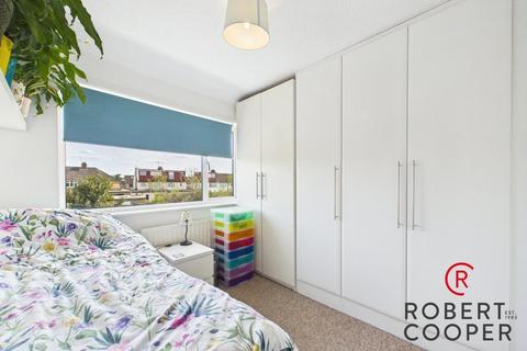 2 bedroom terraced house for sale, Royal Crescent, Ruislip, HA4