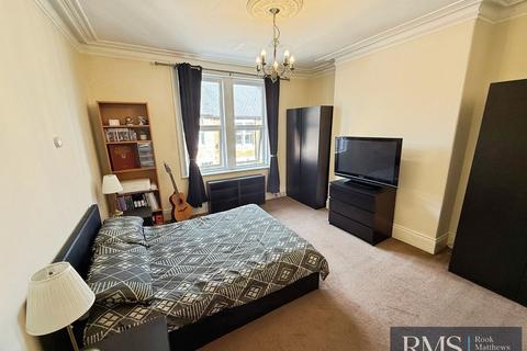 2 bedroom flat for sale, Ashfield Road, Newcastle Upon Tyne NE3