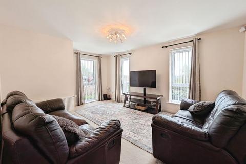 3 bedroom semi-detached house for sale, Bellshiel Grove, Newcastle Upon Tyne NE15