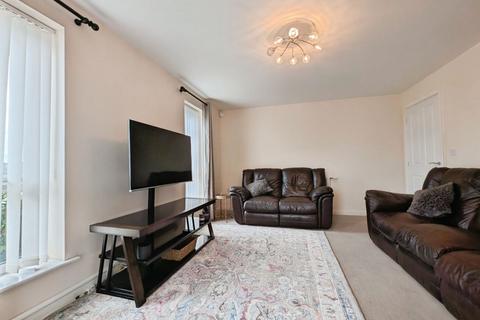 3 bedroom semi-detached house for sale, Bellshiel Grove, Newcastle Upon Tyne NE15