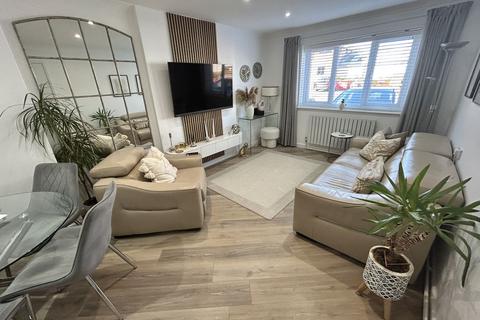 2 bedroom apartment for sale, Albert Road, Old Colwyn
