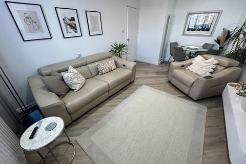 2 bedroom apartment for sale, Albert Road, Old Colwyn