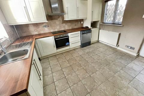 2 bedroom semi-detached house for sale, Spindle Croft, Farnworth