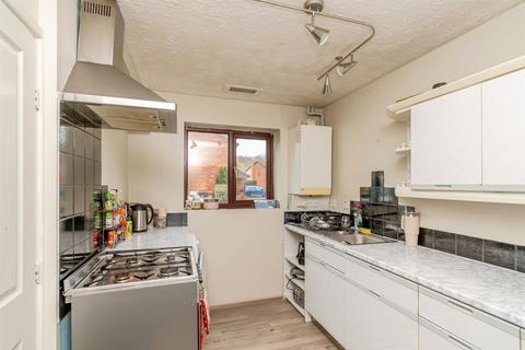 2 bedroom terraced house for sale, Grantown Grove, Walsall