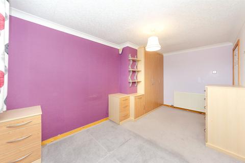 undefined, Maes Canol, Llandudno Junction, Conwy, LL31