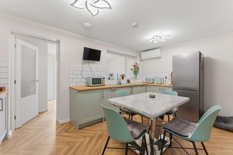 3 bedroom semi-detached house for sale, Miller Street, Wellingborough NN9