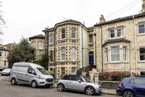 3 bedroom flat for sale, 24 Montrose Avenue, Bristol BS6