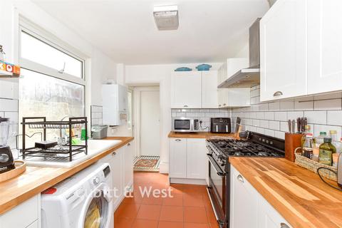 2 bedroom terraced house for sale, Percy Road, Southsea PO4