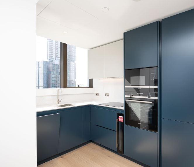 Apartment in London - More