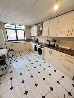 4 bedroom maisonette to rent, Seyssel Street, Island Garden, Madchute, Canary Wharf, London, E14 3HZ