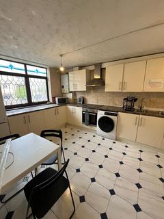 4 bedroom maisonette to rent, Seyssel Street, Island Garden, Madchute, Canary Wharf, London, E14 3HZ