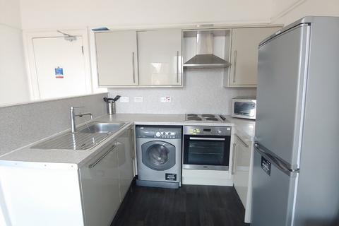 3 bedroom flat to rent, Barnton Street, Stirling Town, Stirling, FK8