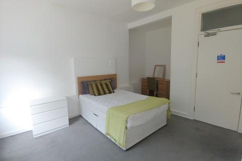 3 bedroom flat to rent, Barnton Street, Stirling Town, Stirling, FK8