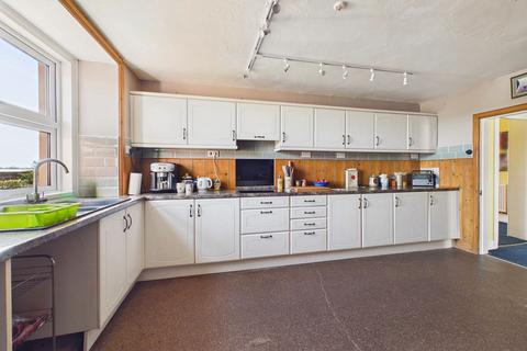 5 bedroom farm house for sale, Morchard Road, Crediton, EX17