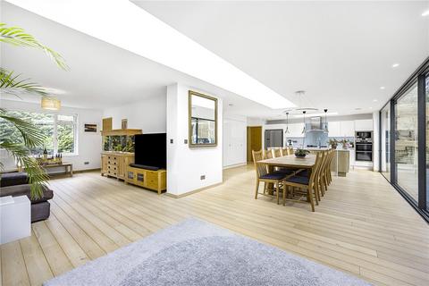 4 bedroom link detached house for sale, Biscoe Way, Lewisham, London, SE13