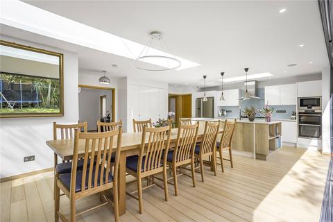 4 bedroom link detached house for sale, Biscoe Way, Lewisham, London, SE13