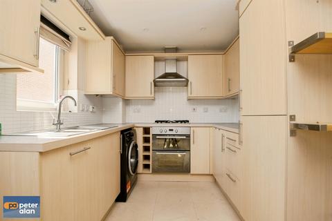 2 bedroom flat for sale, Burford Gardens, Cardiff