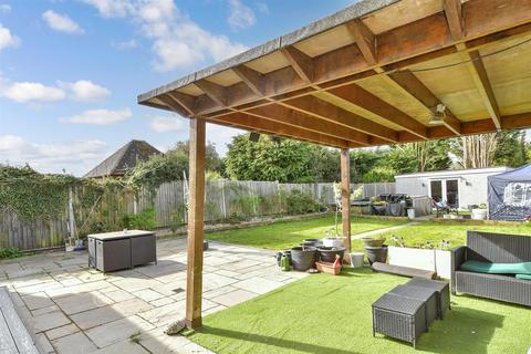 4 bedroom detached bungalow for sale, London Road, Sevenoaks TN15
