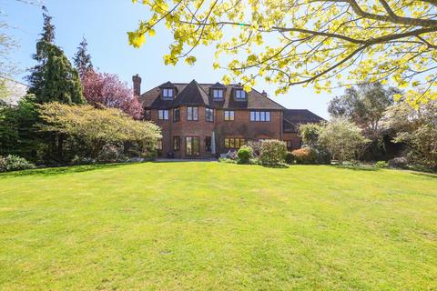 5 bedroom detached house for sale, Spicers Field, Oxshott, Leatherhead, Surrey KT22
